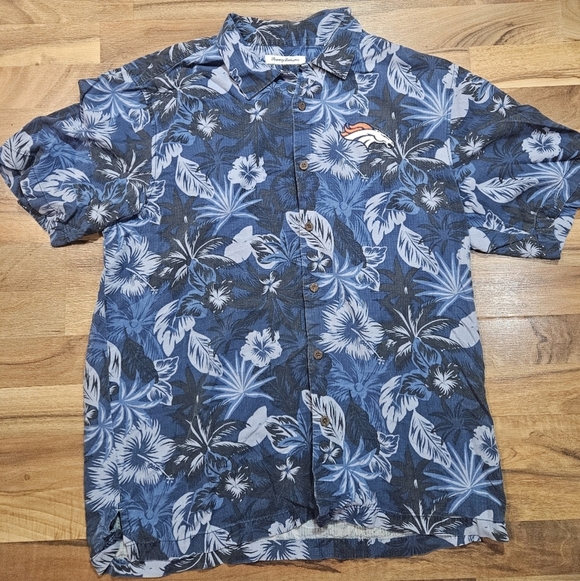 Tommy Bahama Other - Tommy Bahama NFL Denver Broncos Hawaiian Shirt LT Blue 100% Silk